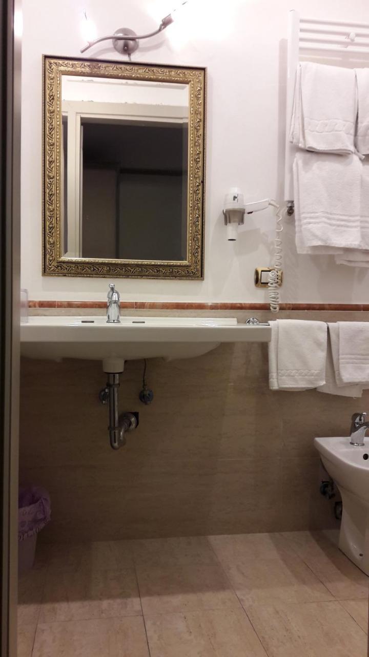 Quadrifoglio By Mancini Hotel Rom